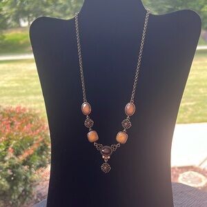 Cut crystals necklace